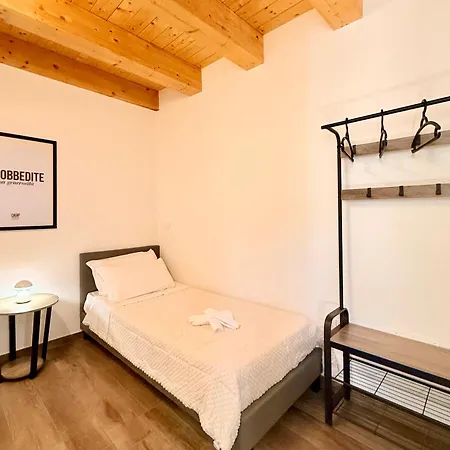 Apartment Arco Dei Pittori 2